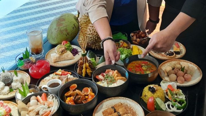 12 Destinasi Wisata Kuliner Street Food dari Berbagai Negara di Dunia Street Food Paling Diburu Saat Weekend