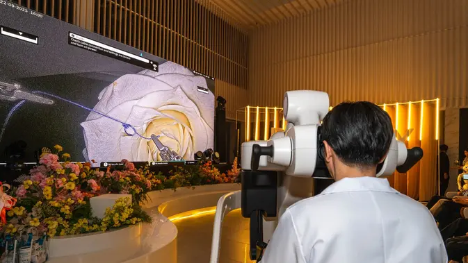 Terobosan Bedah Robotik untuk Kesehatan Reproduksi Perempuan